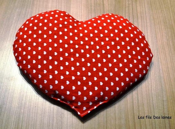 Tuto bouillotte sèche avec des noyaux de cerises