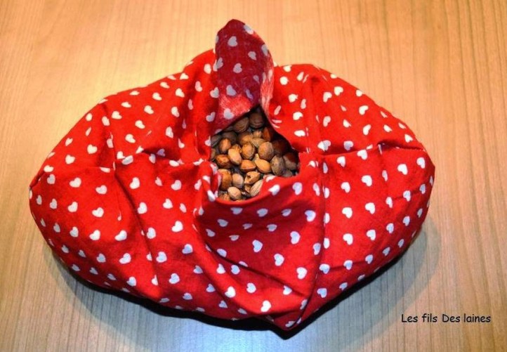 tuto bouillotte sèche avec des noyaux de cerises